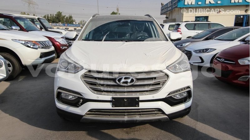 Big with watermark hyundai santa fe estuaire import dubai 4479