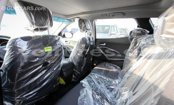 Acheter Import Voiture Hyundai Santa Fe Blanc à Import - Dubai, Estuaire Acheter Import Voiture Hyundai Santa Fe Blanc à Import - Dubai, Estuaire