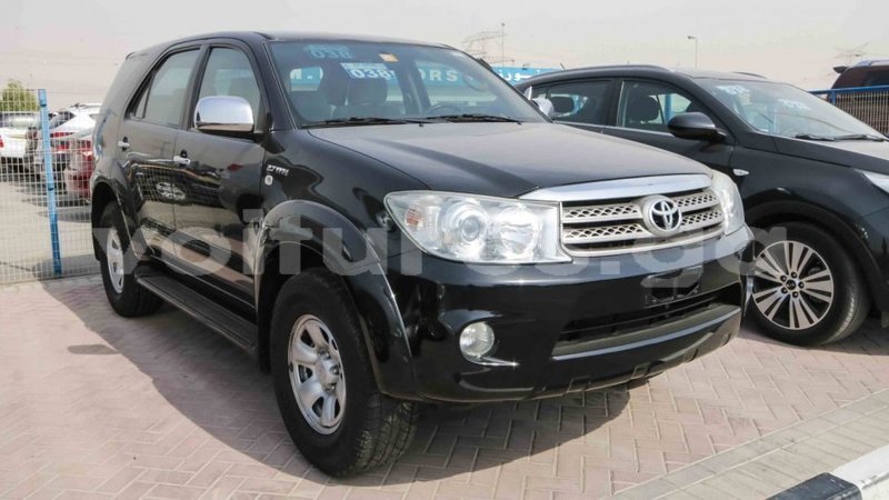 Big with watermark toyota fortuner estuaire import dubai 4481