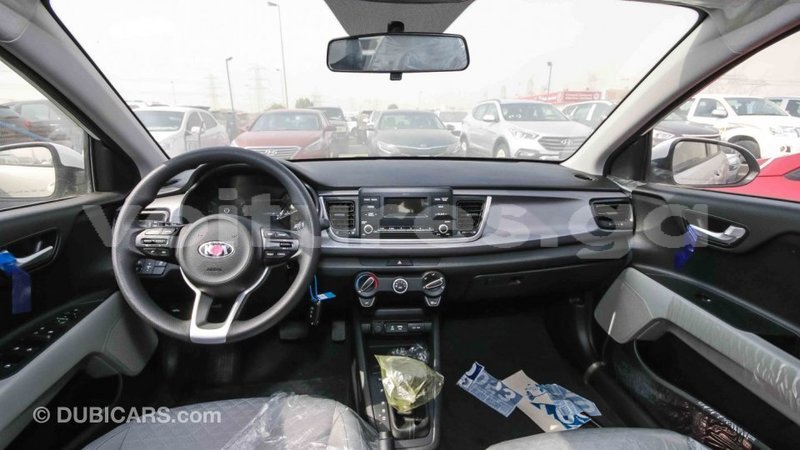 Big with watermark kia rio estuaire import dubai 4482