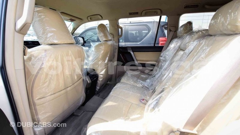 Big with watermark toyota prado estuaire import dubai 4483