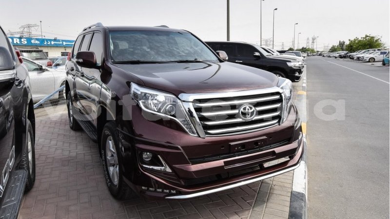 Big with watermark toyota prado estuaire import dubai 4487