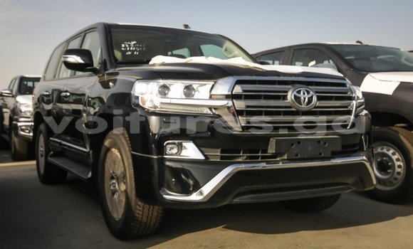 Acheter Import Voiture Toyota Land Cruiser Noir à Import - Dubai, Estuaire Acheter Import Voiture Toyota Land Cruiser Noir à Import - Dubai, Estuaire