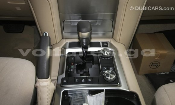 Acheter Import Voiture Toyota Land Cruiser Noir à Import - Dubai, Estuaire Acheter Import Voiture Toyota Land Cruiser Noir à Import - Dubai, Estuaire