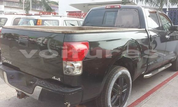 Sayi Na hannu Toyota Tundra Black Mota in Libreville a estuary Sayi Na hannu Toyota Tundra Black Mota in Libreville a estuary
