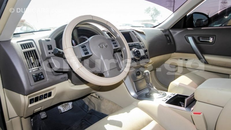 Big with watermark infiniti fx estuaire import dubai 4490