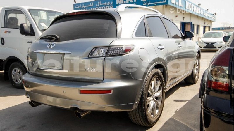 Big with watermark infiniti fx estuaire import dubai 4490