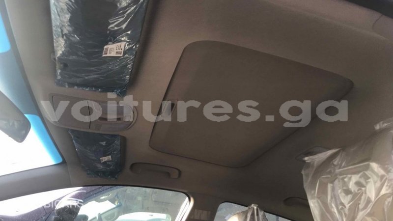 Big with watermark hyundai elantra estuaire import dubai 4492