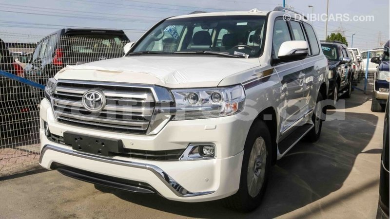 Big with watermark toyota land cruiser estuaire import dubai 4495