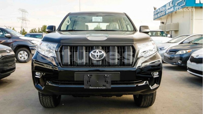 Big with watermark toyota prado estuaire import dubai 4496