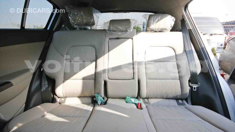 Big with watermark kia sportage estuaire import dubai 4497