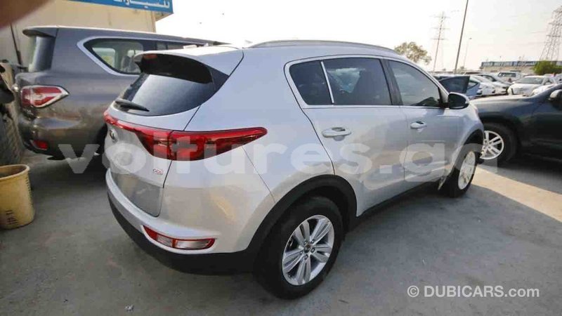 Big with watermark kia sportage estuaire import dubai 4497
