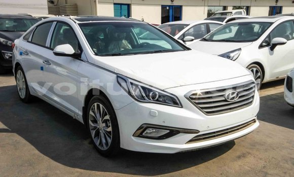 Acheter Import Voiture Hyundai Sonata Blanc à Import - Dubai, Estuaire Acheter Import Voiture Hyundai Sonata Blanc à Import - Dubai, Estuaire