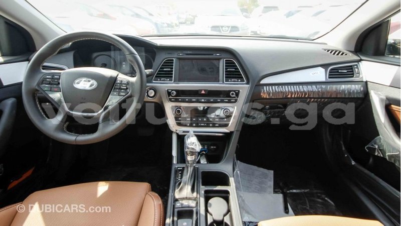 Big with watermark hyundai sonata estuaire import dubai 4498