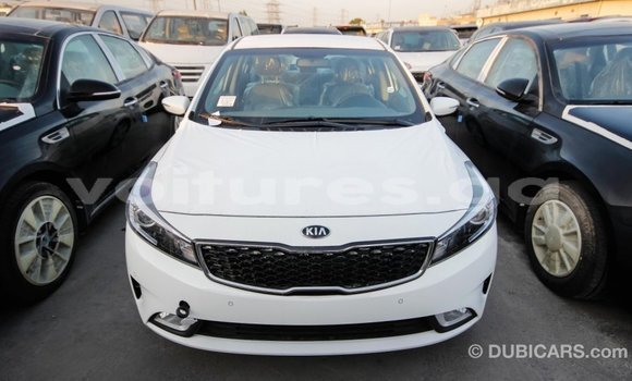 Acheter Import Voiture Kia Cerato Blanc à Import - Dubai, Estuaire Acheter Import Voiture Kia Cerato Blanc à Import - Dubai, Estuaire