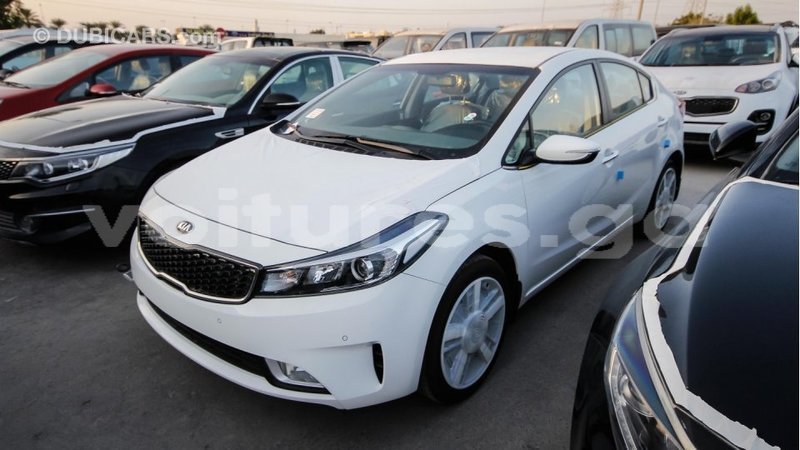 Big with watermark kia cerato estuaire import dubai 4500