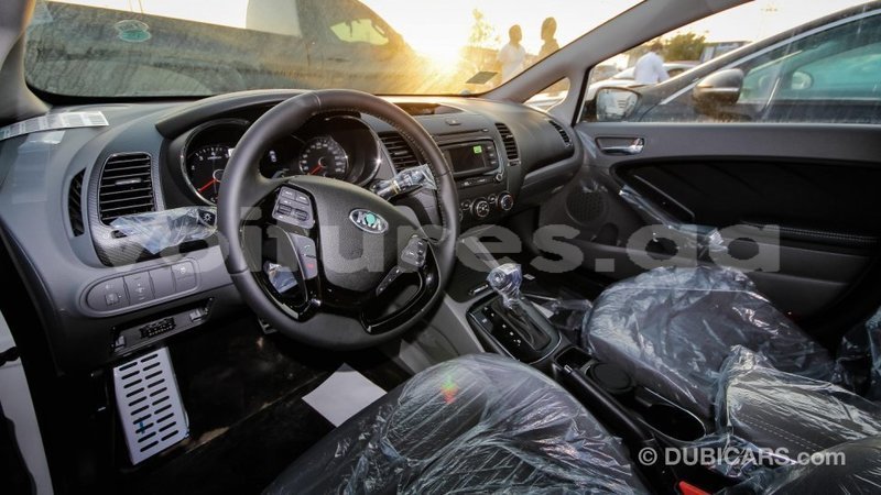 Big with watermark kia cerato estuaire import dubai 4500