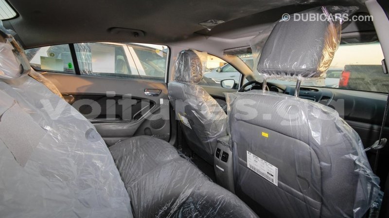 Big with watermark kia cerato estuaire import dubai 4500