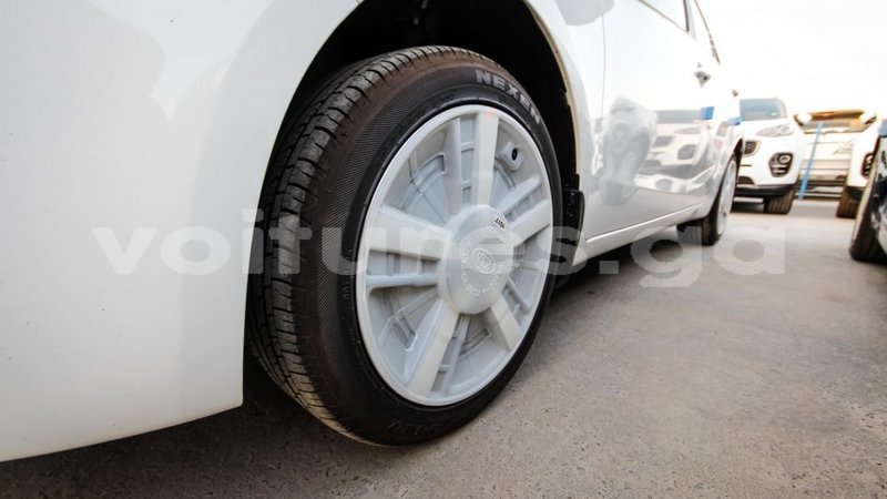 Big with watermark kia cerato estuaire import dubai 4500