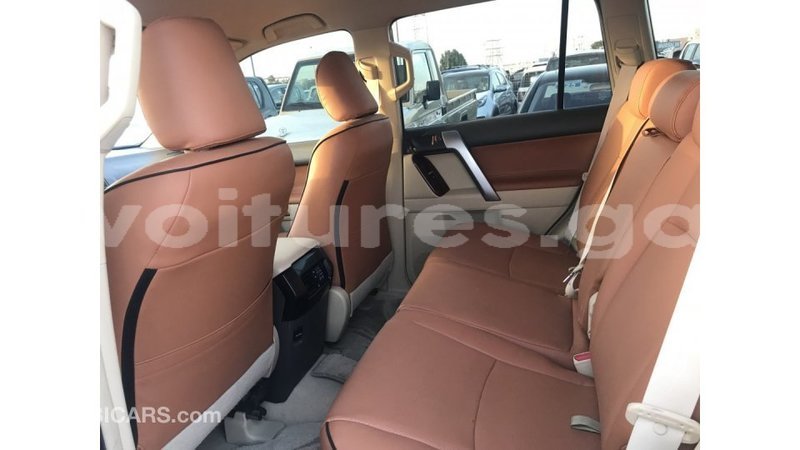 Big with watermark toyota prado estuaire import dubai 4502