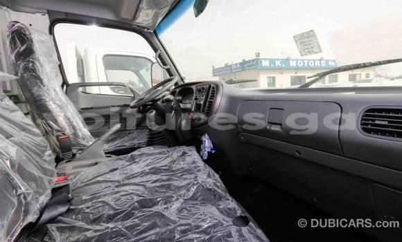 Acheter Import Utilitaire Hyundai Chorus Blanc à Import - Dubai, Estuaire Acheter Import Utilitaire Hyundai Chorus Blanc à Import - Dubai, Estuaire