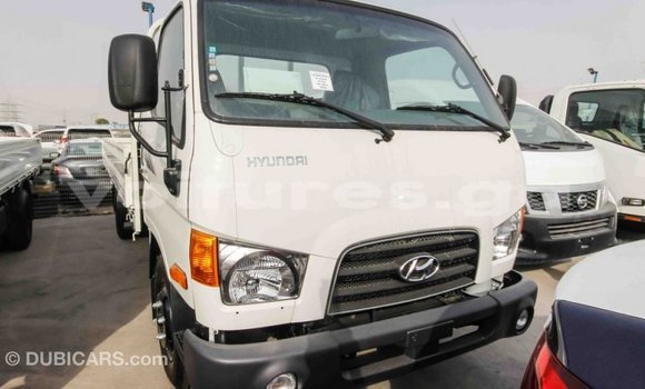 Acheter Import Utilitaire Hyundai Chorus Blanc à Import - Dubai, Estuaire Acheter Import Utilitaire Hyundai Chorus Blanc à Import - Dubai, Estuaire