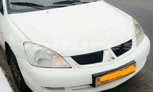 Acheter Occasion Voiture Mitsubishi Lancer Blanc à Libreville, Estuaire