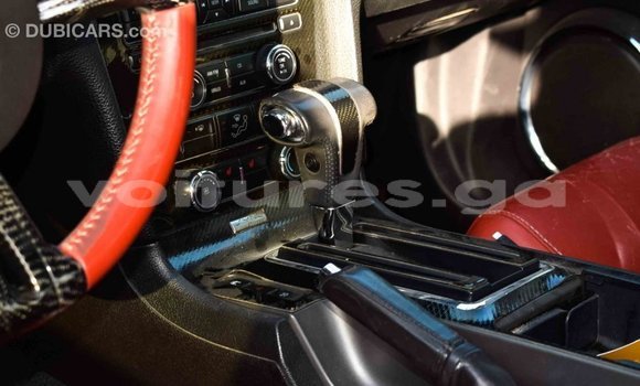 Acheter Import Voiture Ford Mustang Rouge à Import - Dubai, Estuaire Acheter Import Voiture Ford Mustang Rouge à Import - Dubai, Estuaire