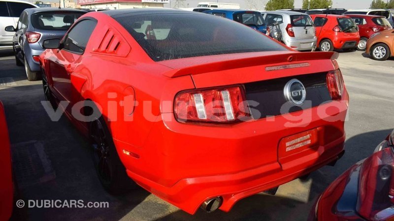 Big with watermark ford mustang estuaire import dubai 4508