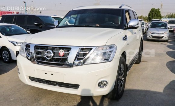Acheter Import Voiture Nissan Patrol Blanc à Import - Dubai, Estuaire Acheter Import Voiture Nissan Patrol Blanc à Import - Dubai, Estuaire