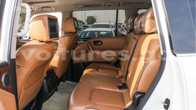 Big with watermark nissan patrol estuaire import dubai 4509