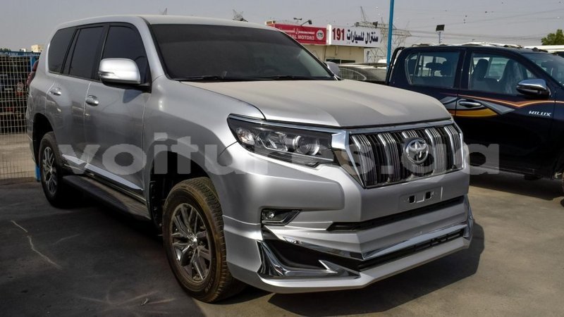 Big with watermark toyota prado estuaire import dubai 4510