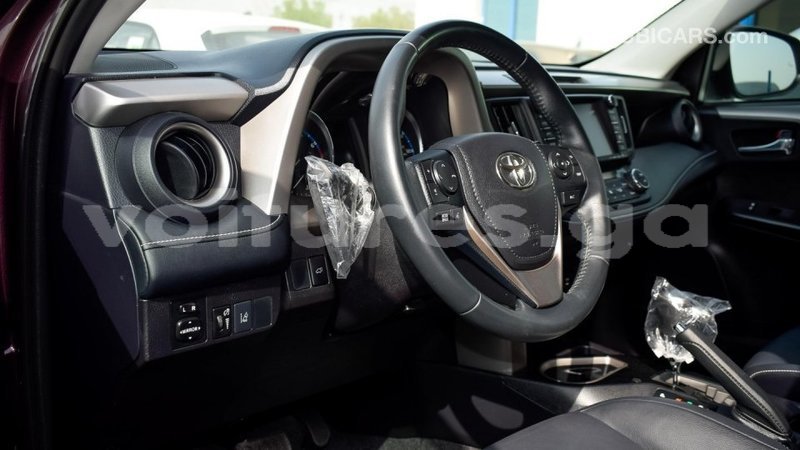 Big with watermark toyota hiace estuaire import dubai 4511