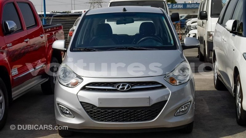 Big with watermark hyundai i10 estuaire import dubai 4513