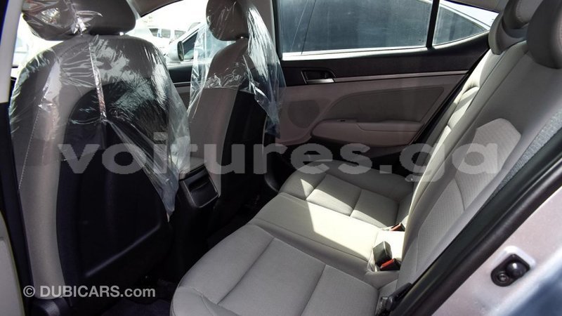 Big with watermark hyundai elantra estuaire import dubai 4514