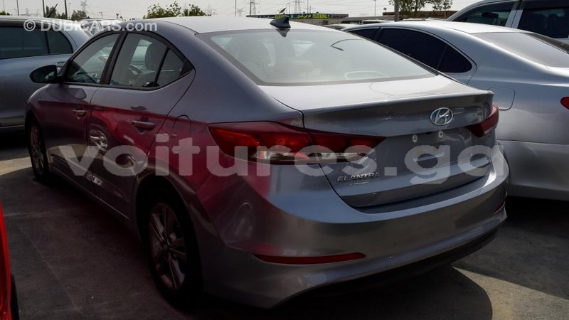 Big with watermark hyundai elantra estuaire import dubai 4514