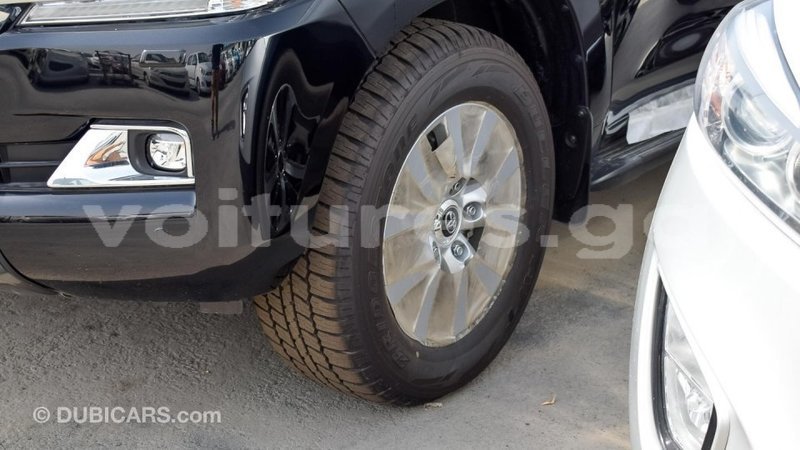 Big with watermark toyota land cruiser estuaire import dubai 4516