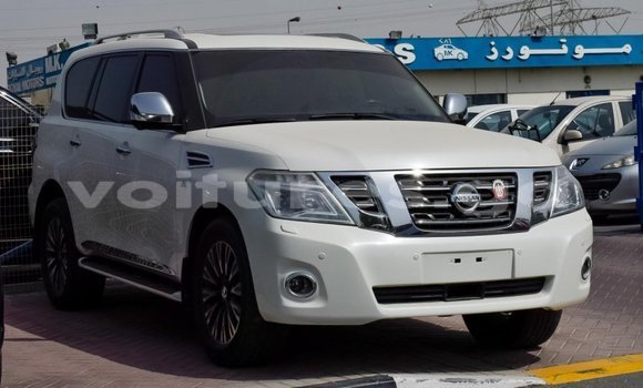 Acheter Import Voiture Nissan Patrol Blanc à Import - Dubai, Estuaire Acheter Import Voiture Nissan Patrol Blanc à Import - Dubai, Estuaire
