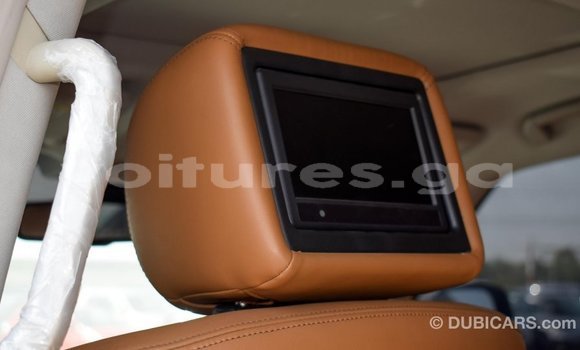 Acheter Import Voiture Nissan Patrol Blanc à Import - Dubai, Estuaire Acheter Import Voiture Nissan Patrol Blanc à Import - Dubai, Estuaire