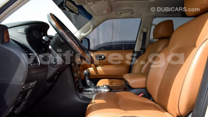 Big with watermark nissan patrol estuaire import dubai 4518