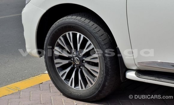 Acheter Import Voiture Nissan Patrol Blanc à Import - Dubai, Estuaire Acheter Import Voiture Nissan Patrol Blanc à Import - Dubai, Estuaire