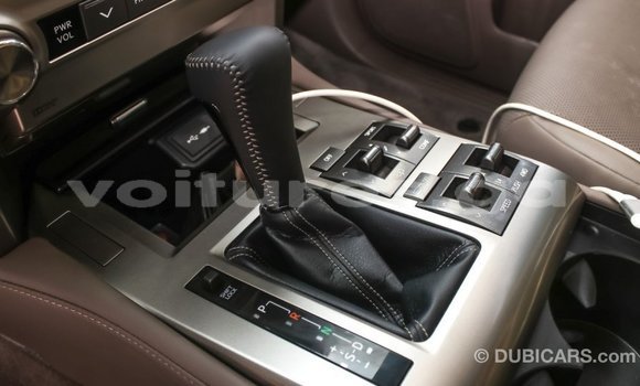 Acheter Import Voiture Lexus GX Blanc à Import - Dubai, Estuaire Acheter Import Voiture Lexus GX Blanc à Import - Dubai, Estuaire