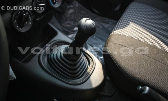 Acheter Import Voiture Toyota Hilux Noir à Import - Dubai, Estuaire Acheter Import Voiture Toyota Hilux Noir à Import - Dubai, Estuaire