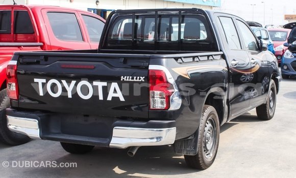Acheter Import Voiture Toyota Hilux Noir à Import - Dubai, Estuaire Acheter Import Voiture Toyota Hilux Noir à Import - Dubai, Estuaire