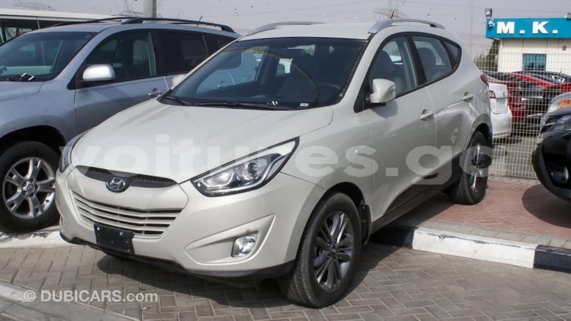 Big with watermark hyundai tucson estuaire import dubai 4523