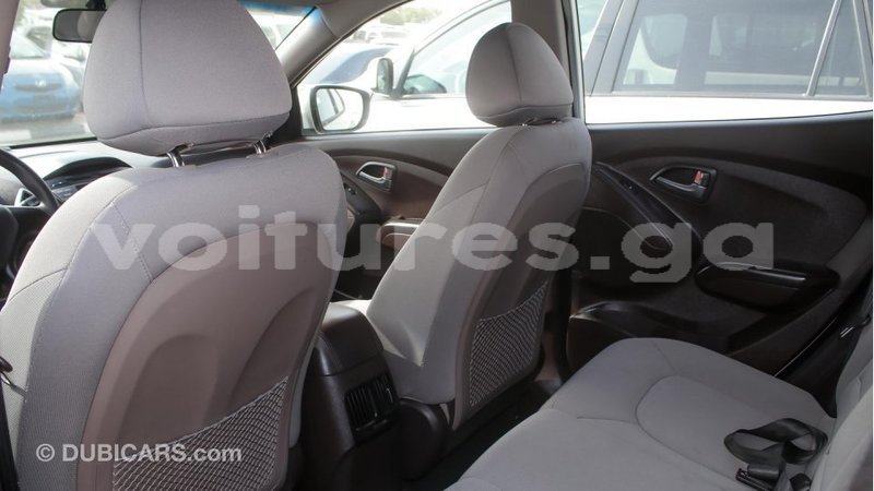 Big with watermark hyundai tucson estuaire import dubai 4523