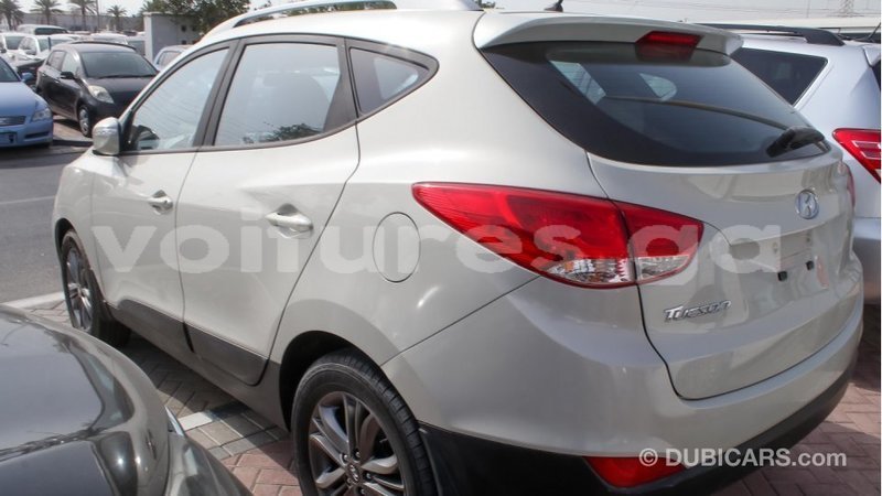 Big with watermark hyundai tucson estuaire import dubai 4523