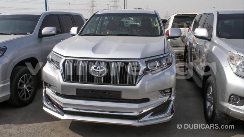 Big with watermark toyota prado estuaire import dubai 4524