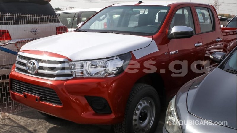 Big with watermark toyota hilux estuaire import dubai 4525