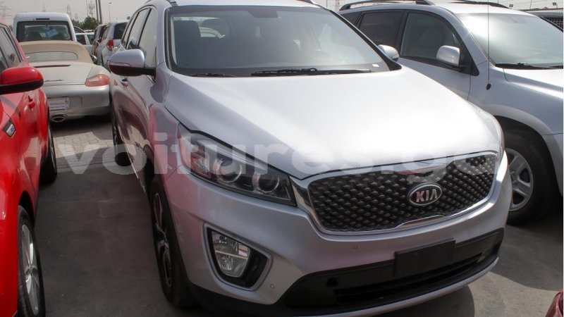 Big with watermark kia sorento estuaire import dubai 4528